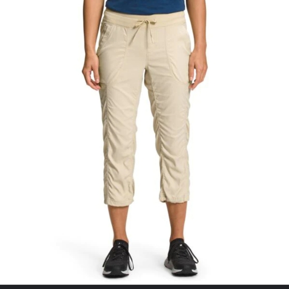 The North Face Pants - The North Face Aphrodite 2.0 Capri size medium
